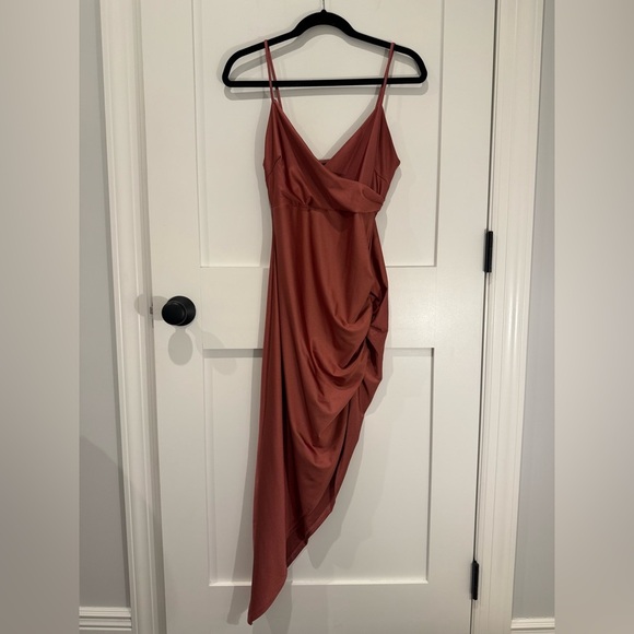 Windsor Women’s Eyes On You Asymmetrical Mini Dress In Brown Sz M - Picture 4 of 9